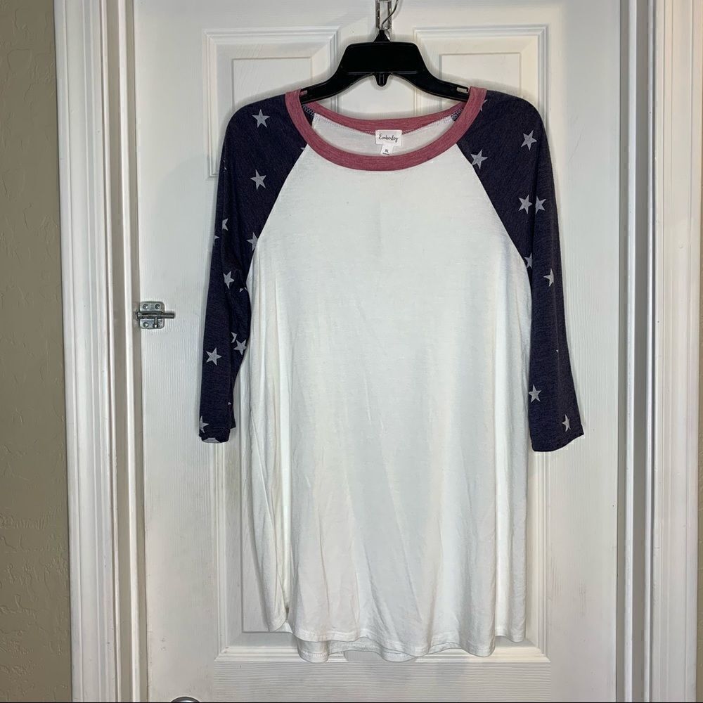 Emberley Star Sleeves B/B Tee Size XL